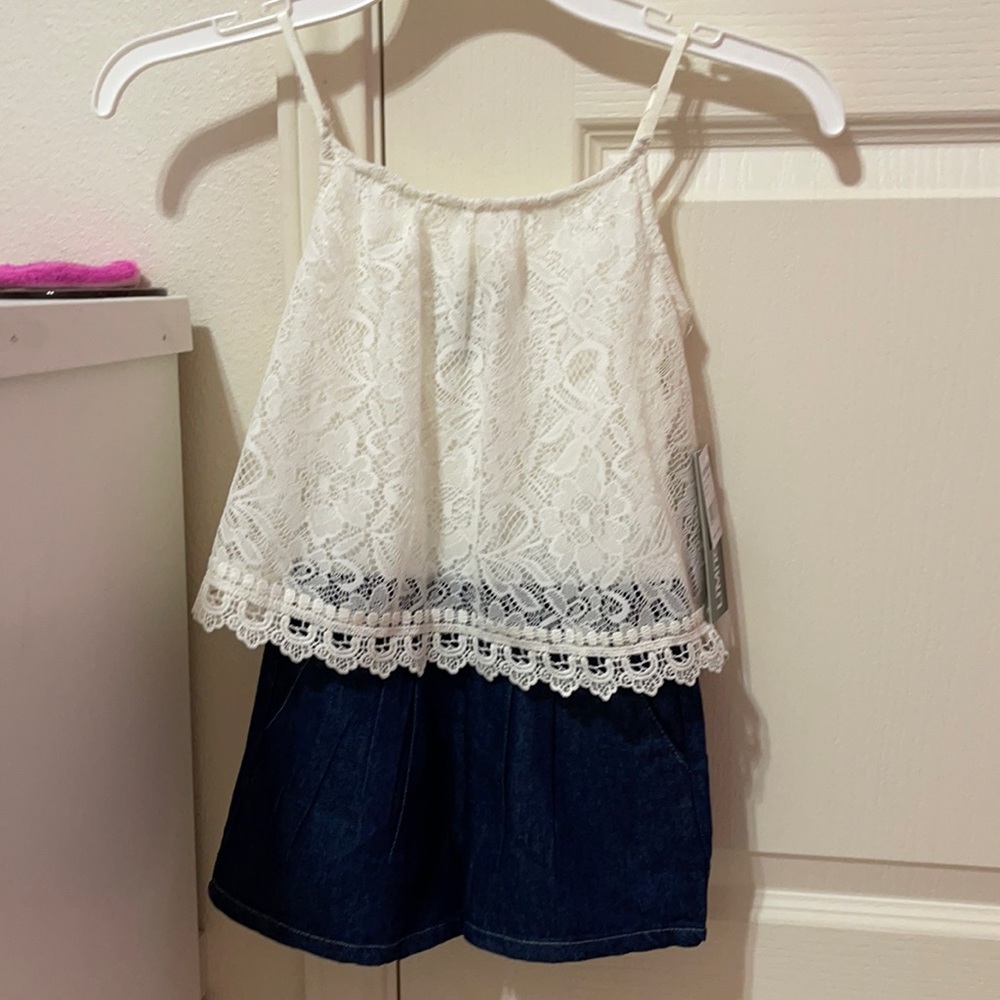 Girl’s romper